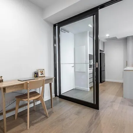 Perfect Location With 5 Star Amenities Apartment Canberra Exterior photo