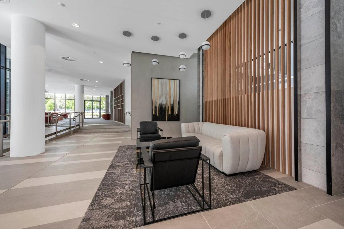 Perfect Location With 5 Star Amenities Canberra